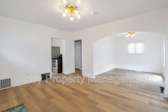 Foto del edificio - 430 E 20th St