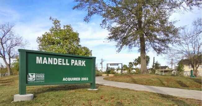 Foto del edificio - 1517 Bonnie Brae St