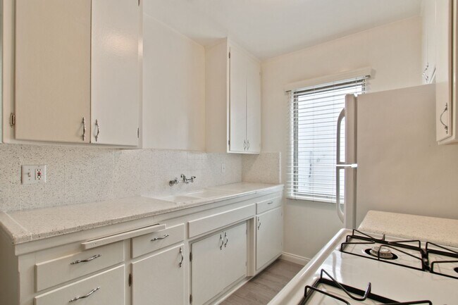 Foto del edificio - 1231 12th St