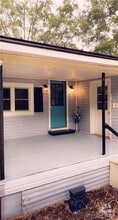 Building Photo - 416 Savannah Rd