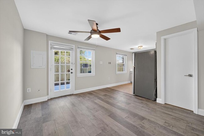 Building Photo - 1532 Potomac Heights Dr