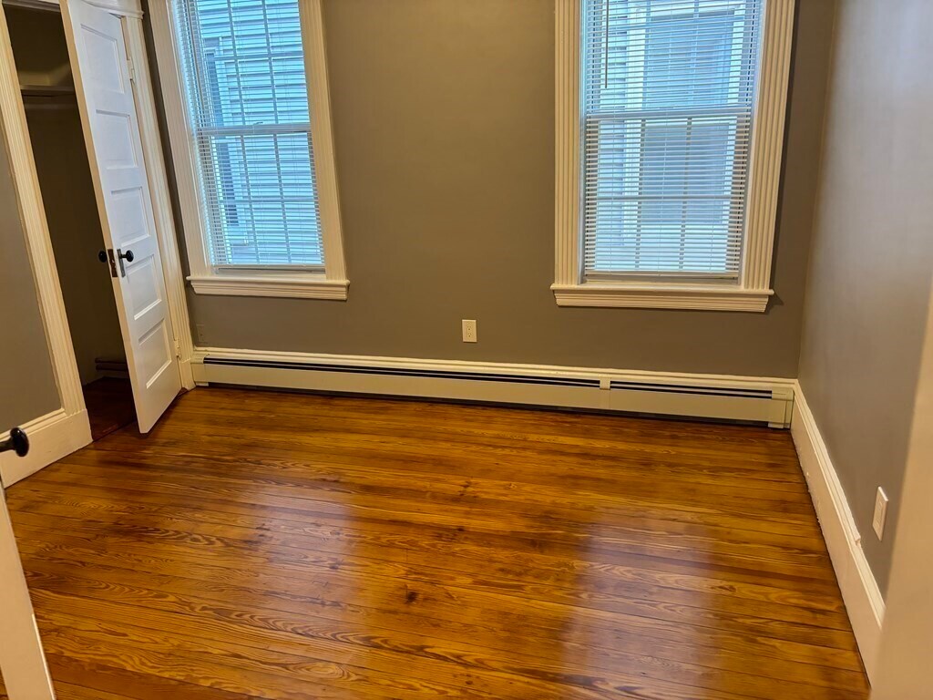 Foto del edificio - 761 E 7th St