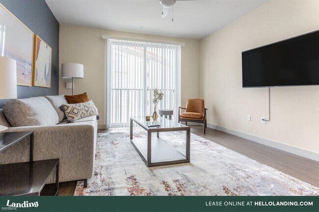 Foto del edificio - 826 E 3rd St