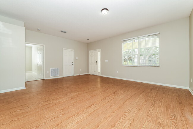 Building Photo - 12718 Bramfield Dr