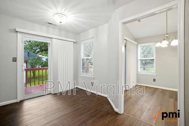 Foto del edificio - 235 Abingdon Cir