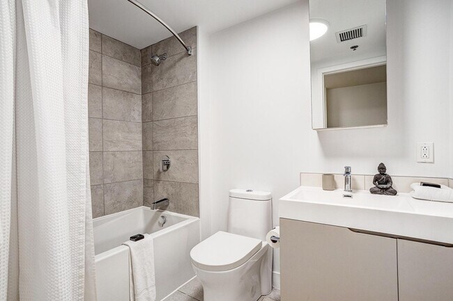 Photo du bâtiment - 1020 Rue de Bleury