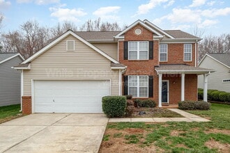Building Photo - 17304 Commons Crossing Dr