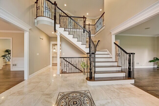 Building Photo - 403 Old Mill Cir