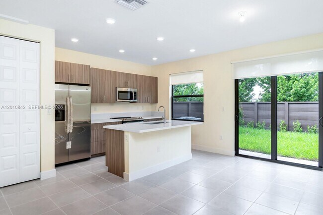 Foto del edificio - 15862 NW 91st Ct