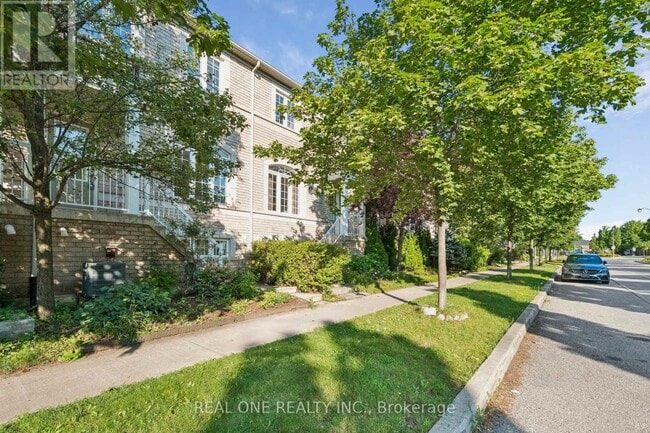 Building Photo - 2350 Sutton Dr