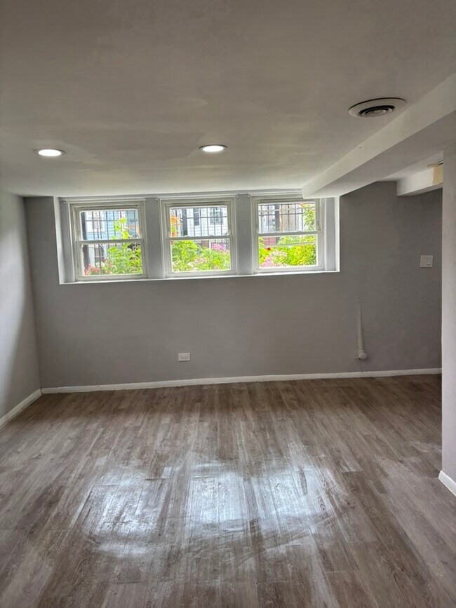 Foto del edificio - 3522 W Wolfram St