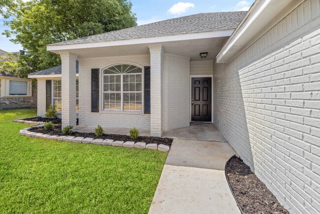 Foto del edificio - 4009 Tyler Trail