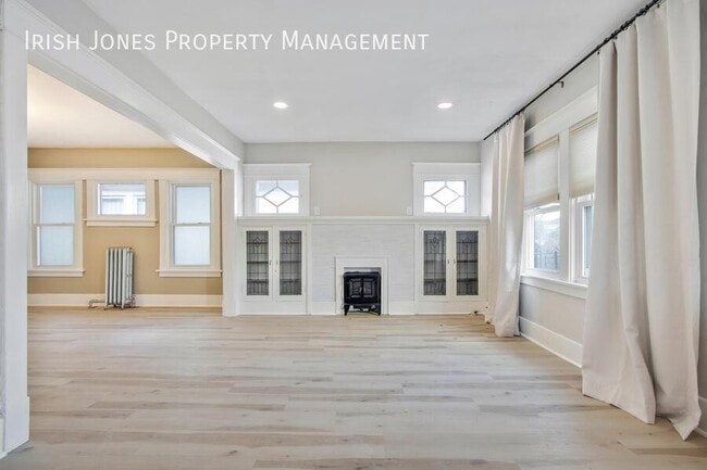 Building Photo - 24 North Park Ave