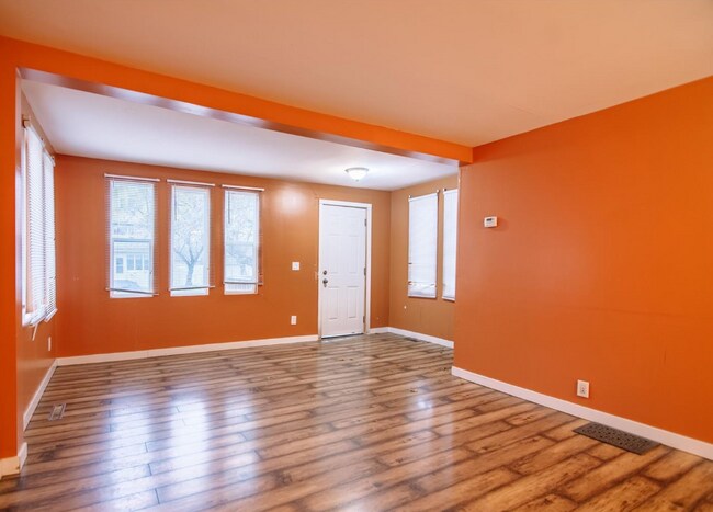 Photo du bâtiment - 721 King St