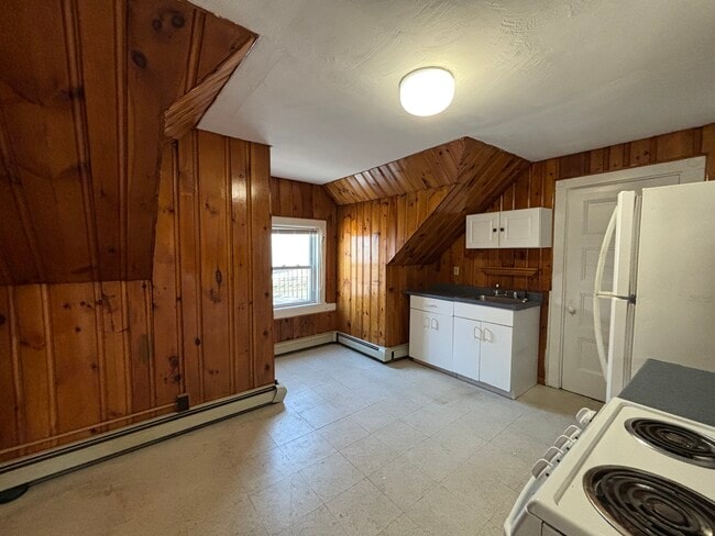 Building Photo - 21 Osborne Rd