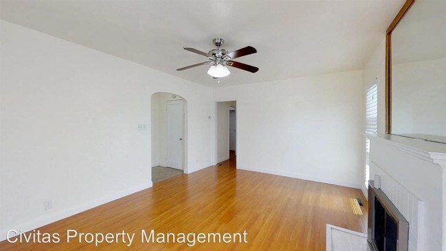 Foto del edificio - 3 br, 2 bath House - 393 Elsie Ave