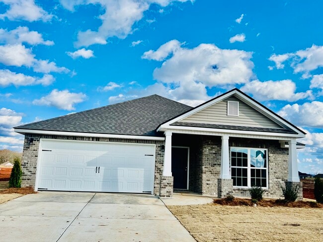 Building Photo - 243 Irish Hill Dr