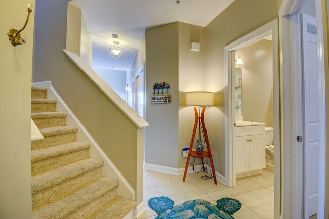 Foto del edificio - *Seasonal Rental* at Summer Winds 205: 3 Bedroom + Loft on Topsail Island - 3 month lease required