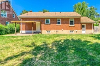 Building Photo - 2048 Edinburgh Dr