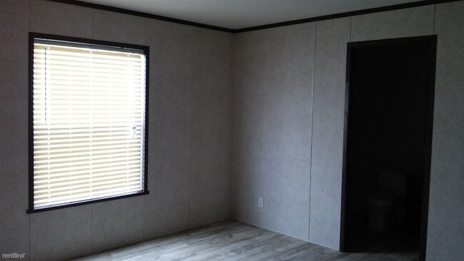 Building Photo - 9267 Bahama Dr