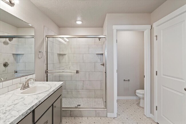 Building Photo - 4711 Santa Fe Ln