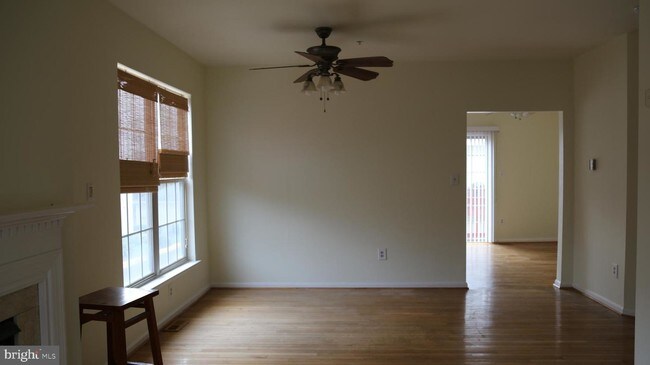 Building Photo - 12131 Amber Ridge Cir