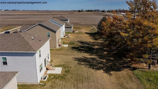 Foto del edificio - Spacious 4 Bedroom Home in Ankeny with 3-c...