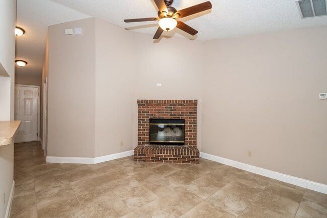 Building Photo - 5943 Early Harvest Ct