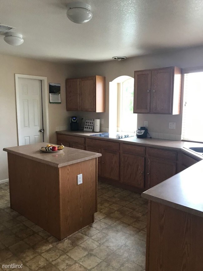 Foto del edificio - 3 br, 2.5 bath House - 19707 E 50th Ave
