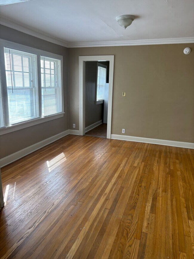 Foto del edificio - 5446 Harrison St