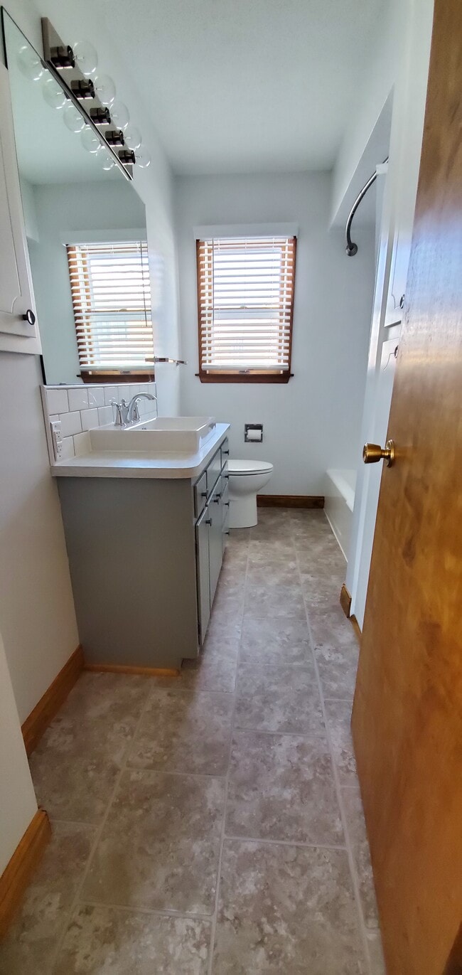 Building Photo - 2512 N 4th St