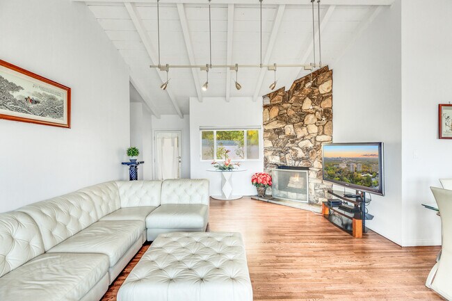 Building Photo - 17734 Porto Marina Way