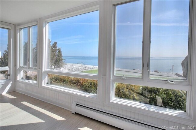 Building Photo - 1141 Fairfield Beach Rd