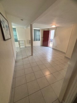 Foto del edificio - 1208 N Sylvania Ave