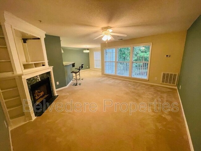 Foto del edificio - 5009 Bass Chapel Rd