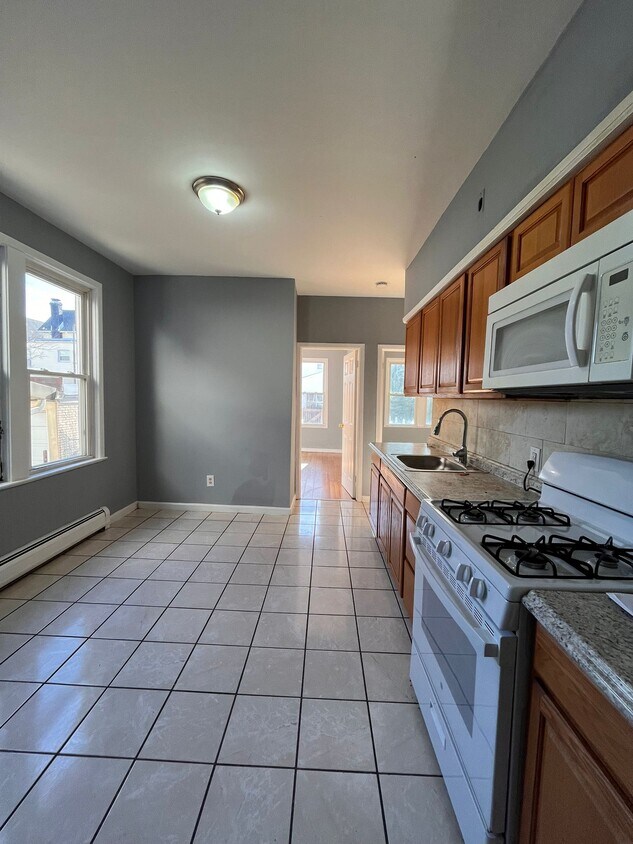 Foto principal - 12 E 36th St