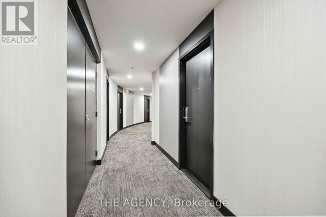 Building Photo - 51 E Liberty St