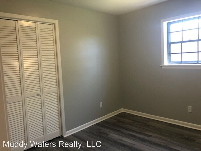 Foto del edificio - 3 br, 2 bath House - 2313 Evergreen St