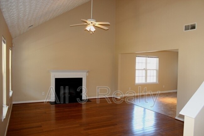 Building Photo - 8360 Milam Loop