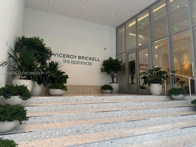 Foto del edificio - 77 SE 5th St