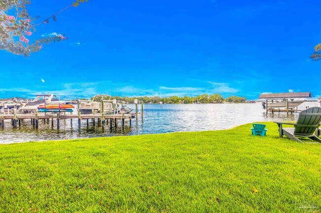 Building Photo - 53 Yacht Club Dr