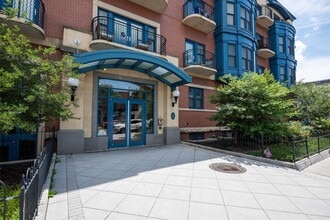 Building Photo - 401 13th St NE