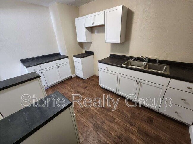 Foto del edificio - 624 S 8th St