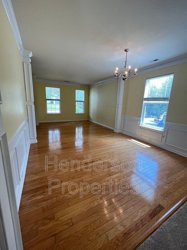 Building Photo - 15113 Oldcorn Ln