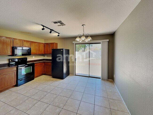 Building Photo - 3729 S Tambor