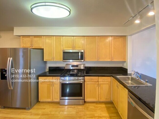 Foto del edificio - 1528 Brunswig Ln