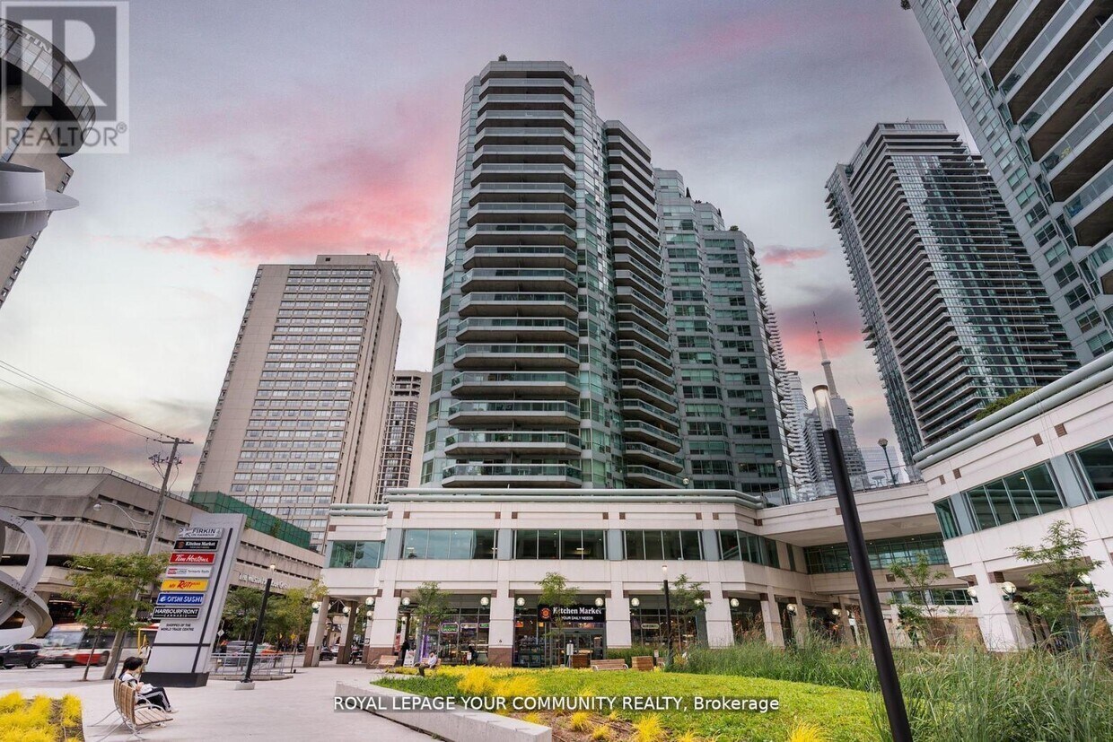 Primary Photo - 10 Queens Quay W