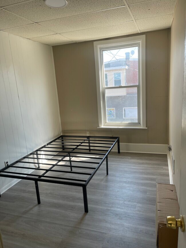 Foto del edificio - 1135 Lancaster Ave