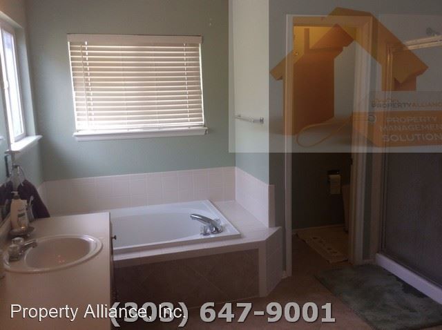 Foto del edificio - 4 br, 3 bath House - 17873 E. Maplewood Ci...