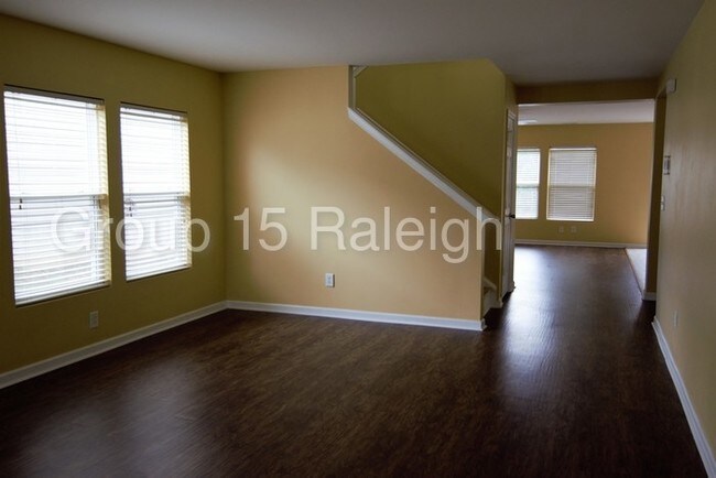 Building Photo - 229 Georgetowne Dr
